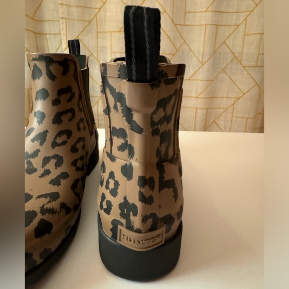 Hunter Chelsea Cheetah Print Rain Boots Size 7 Like New! - Picture 4 of 7